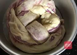 Illustration of how to make purple sweet potato hand-torn bread 19
