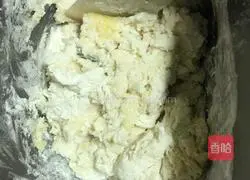 Illustration of how to make baby bear bread 2