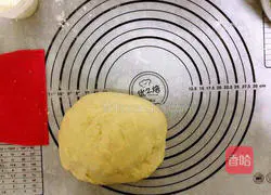 Illustration of how to make cute sausage bread 3