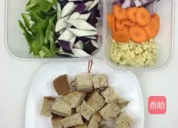 Illustration of how to make stewed vegetables and baked bread 1