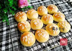 Illustration of how to make butter almond bread 9