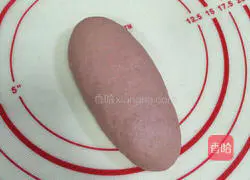 Illustration of how to make purple sweet potato bread 11