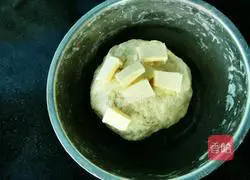 Illustration of how to make crispy bottom buns 7