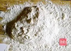 Illustration of how to make Oubao country bread without oil and kneading 5