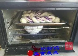 Crispy Purple Sweet Potato Bread Recipe Illustration 10