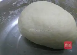 Illustration of how to make cheese and meat floss bread 1