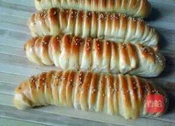 Caterpillar bread recipe 10