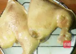 Illustration of how to make salted duck legs 7