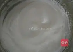 Illustration of how to make small cubes of meat floss 2