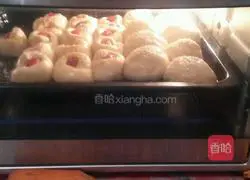 Illustration of making homemade buns 12