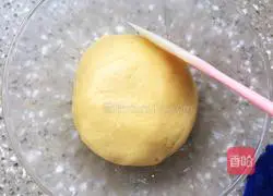 Illustration of how to make open crispy cake 8