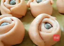 Rose bread recipe 12