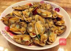 Illustration of how to stir-fry scallops 5