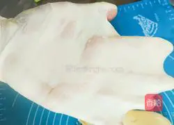 Illustration of how to make dried fruit buns 8