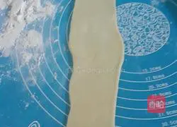 Illustration of making bean paste bread/raisin bread 15