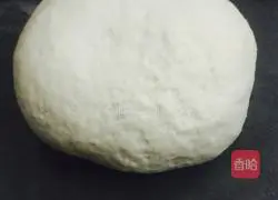 Illustration of how to make Hass bread with powdered sugar 4