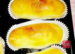 Illustration of how to make meat floss bread 5