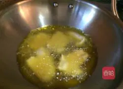 Illustration of how to make sweet and sour pot pork buns 6