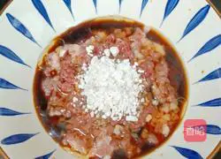 Illustration of how to make millet steamed meatballs 3