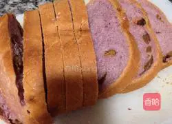 Illustration of how to make purple sweet potato bacon and dried fruit bread 6