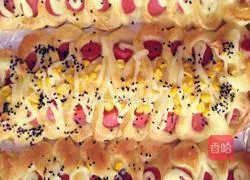 Illustration of how to make ham cornbread 10