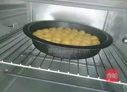 Illustration of how to make money buns 17