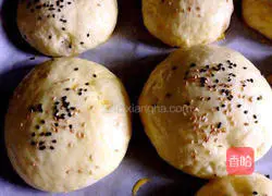 Milk-flavored bean paste bread recipe 7
