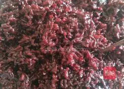 Illustration of how to make purple rice bread 2