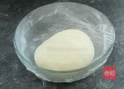 Illustration of how to make black pepper ham sausage bread 5