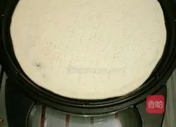 Illustration of how to make bacon pizza 3