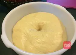 Illustration of how to make nut bread 4 