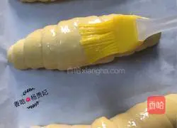 Illustration of how to make butter rolls 15