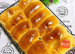 Illustration of how to make meat floss rolls 14