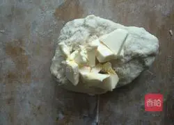 Rose bread recipe illustration 6