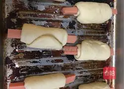 Illustration of how to make ham and butter bread 5