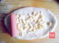 Illustration of how to make ham and cheese bread 8