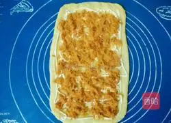 Illustration of how to make meat floss and ham rolls 9