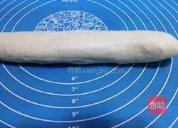 Illustration of how to make butter-free meat floss bread 11