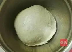 Illustration of how to make strawberry filling and sesame bread 6