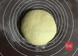 Illustration of how to make meat floss rolls 6