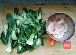 Illustration of stir-fried shrimp and rapeseed 1