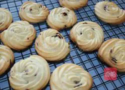 Cranberry Cookie Recipe Illustration 7