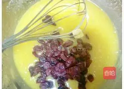 Illustration of how to make cranberry cookies with less oil 4