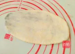 Illustration of making bean paste bagels 9