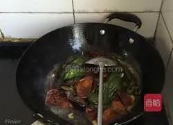 Illustration of how to cook Di Sanxian (the same method as braised peppers in oil) 6