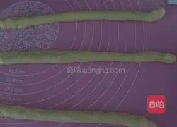 Illustration of how to make braided bread (hand-kneaded version) 7