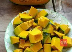 Nutritious pumpkin noodle soup recipe 1