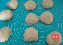 Milk Coconut Bread Recipe Illustration 8