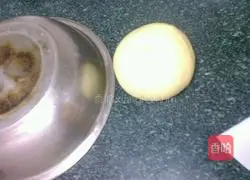 Illustration of how to make bean paste roll bread 1