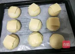 Illustration of how to make chive cheese bread 14